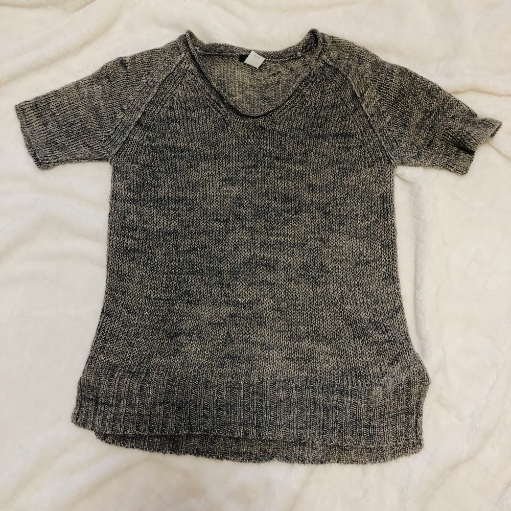 J. CREW knit grey top